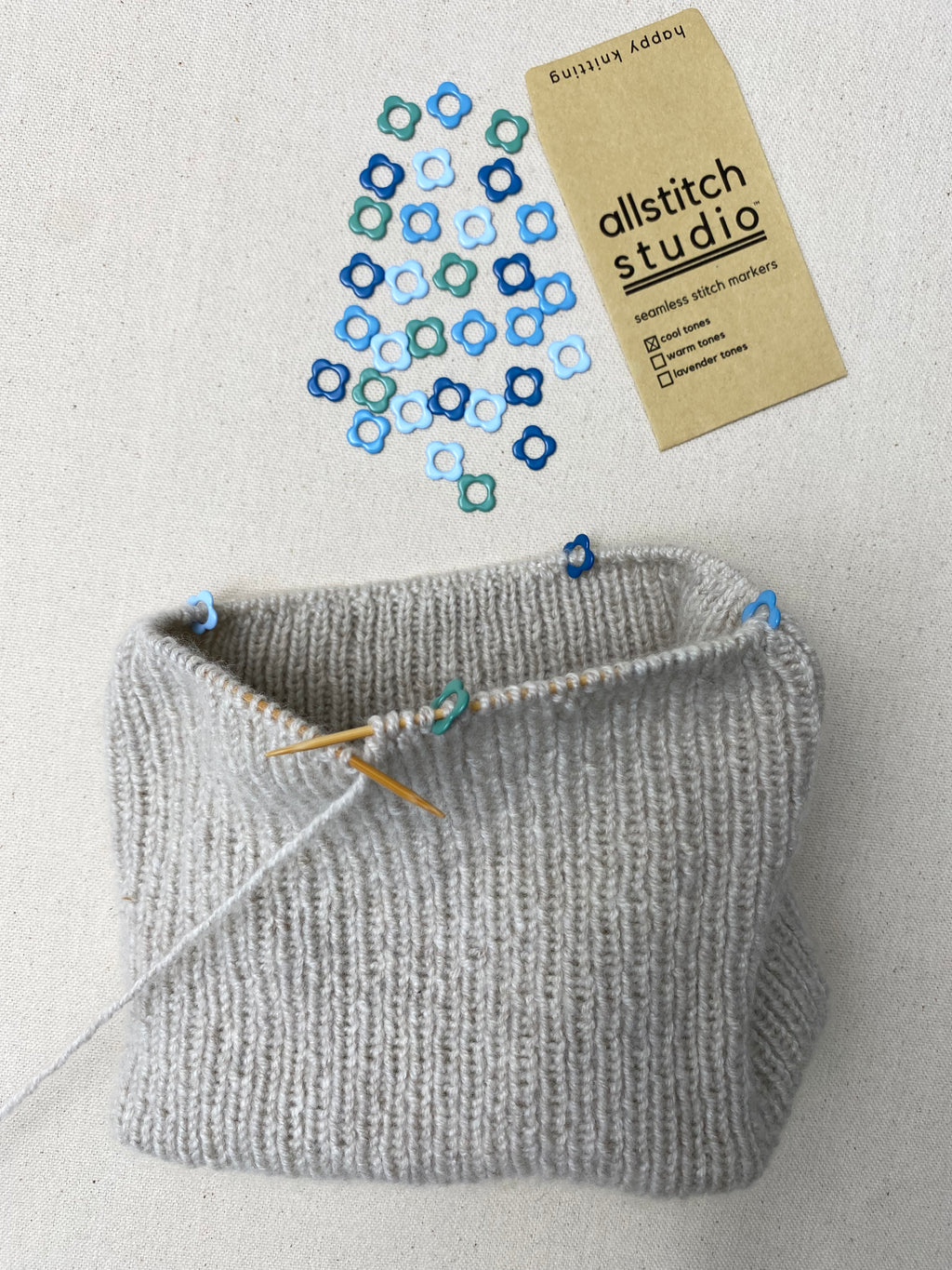 Small Flower Stitch Markers